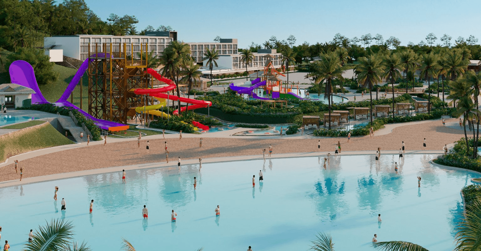 Parque Aquático Multiparque do costão estaleirinho, com toboaguas coloridos e pessoas se divertindo
